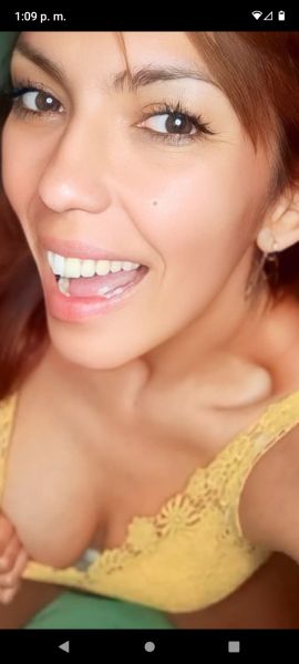 Si tenés ganas de desconectar del mundo y dejarte llevar, escribime.
Te recibo en un departamento absolutamente discreto, cálido y preparado para el placer, con cada detalle listo para mimarte.
