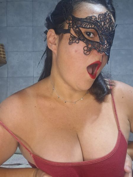 Soy placer sin filtros y control absoluto. Todo lo que hago es virtual, exclusivo y a mi manera. Videollamadas personalizada, sexting intenso y adictivo, fotos sensualidad y fetichistas, Fetiches y fantasias
Canal free  https://t.me/+3L24vH0DtJ8xODlh