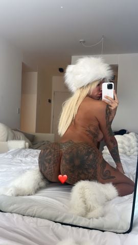 Mia