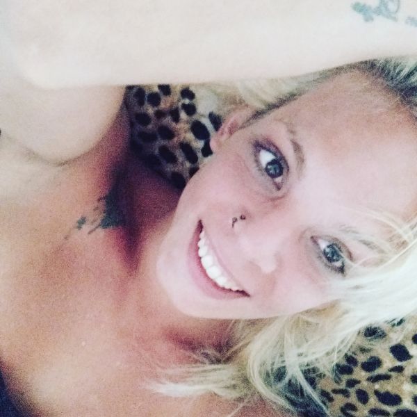 Hola mi amor estoy esperando conocerte, cuento con lugar muy discreto . Te recibo con toda felicidad cuando quieras .
Estoy a dos cuadras de la estación. 
(((DENTRO DE MI HORARIO LABORAL)))
1