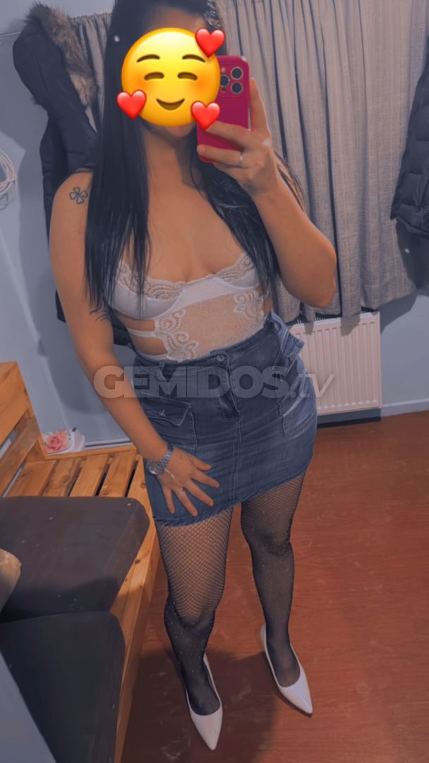 Naty hot