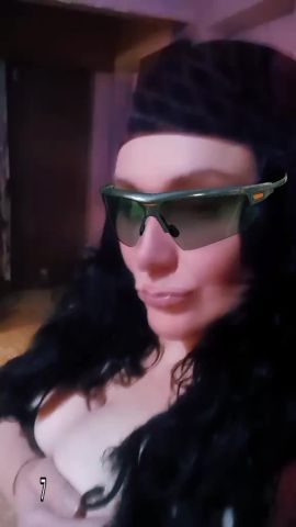 Leona
