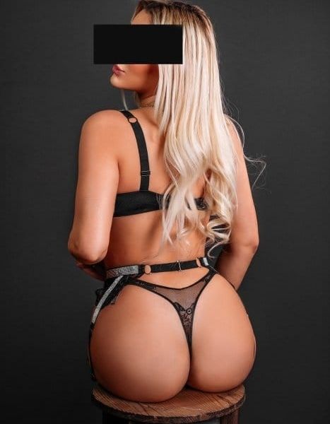 Hello Gentlman, I'm Goddess Ellena from Poland. I have the wisdom,experience and patience, As an independent I offer much more than natural beauty, My personality is warm,welcoming and kind. I always prefer quality rathen then quantity. I do accept last minute appointments,but pre bookings are Highly Encouraged I enjoy longer meetings as a dinner dates,overnights and also Party's My time its Valuable as it is yours, And I'm available only for serious inquiries. any attempt to waist my time will end up In International Blacklist I do not like cheap man, so please don't try to Bargain with me My rates