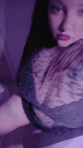 Yesika Curvy