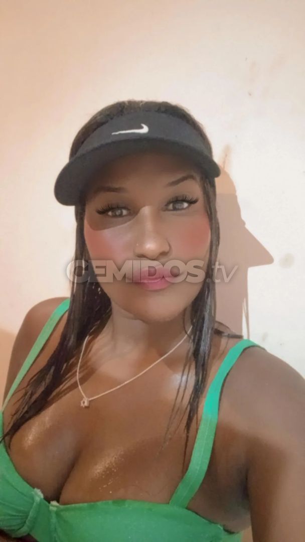 Kamilla Tavares – Hotel/Motel