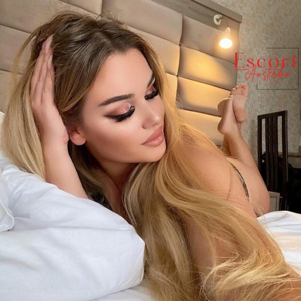   Are you excited to meet her? Who wouldn’t want to walk around the city of Amsterdam with a stunning person like her, knowing that the night is going to end either with you or begging for more? Picking the right escort is an essential choice to make when you arrive in Amsterdam.
