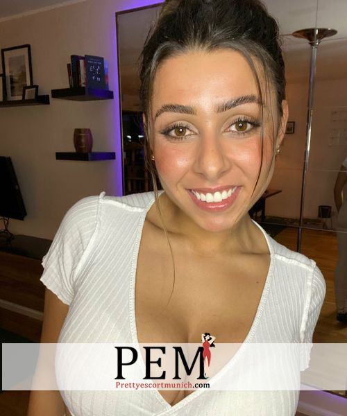   NEW ♥️ . I JUST ARRIVED ♥️ ! Ready to party and to have fun, I am a passionate lover and very sweet!! I have a great sense of humor and a warm personality..... 100% REAL PHOTOS I can assure you that we will have a good time together. I'm a high class escort ♥️ ♥️ I'm beautiful, elegant, polite, natural and fragrant!! I am a discreet and selective person, very friendly, genuine and a great companion! Come enjoy a memento of great pleasure with me !