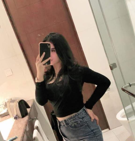   Hy.. i'm Windy and available in Jakarta.... If you are interested to see me and meet me... You can text me... Love and kiss Windy