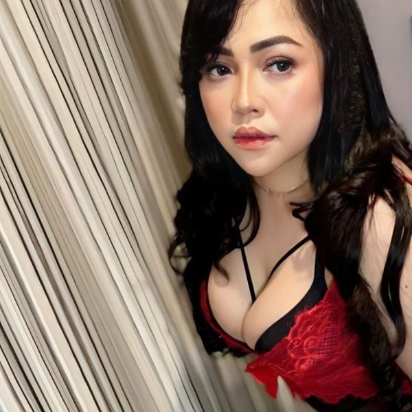   Hi dear... Felisa big boobs here lives in bali. Near Kuta Seminyak Good bobs & good service If you have free time. We can happily enjoy. I will provide comfort we can spend time together. full of joy and comfort. See you again