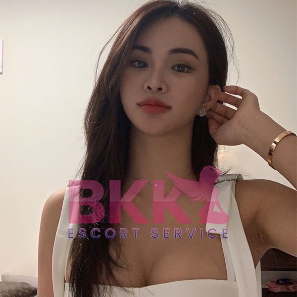   I'm Jenny, a supermodel escort girl in Bangkok. I'm a tall and sexy erotic girl. I give you such a mind-blowing sexual experience. I'm well experienced, and I provide Massage, French Kiss, 69, Overnight, and many more services at minimum price.