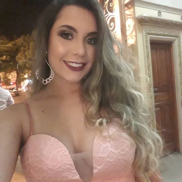   Hey guys my name is Abigail! I coming back in youre city , I looking for mans who like to have fun . Come to meet me and i will make you feel a real man . My goal its to make it come true all youre desire to show you what a real woman can do with a man . You can contact me on whatsapp . see you soon bye !