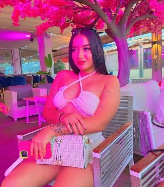 My name is Diana, I am 22 years old, I am Latina, I arrived in the city a few days ago and I am willing to be the hottest, with my company you will be totally satisfied. Just write me on WhatsApp and let's live our wonderful meeting, I promise you will not regret it