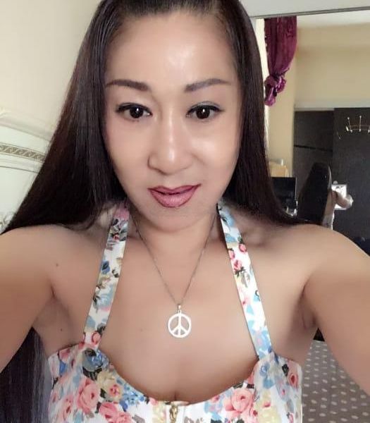 Jeune femme Asia 29ans pour H massages naturistes Detente totale assuree