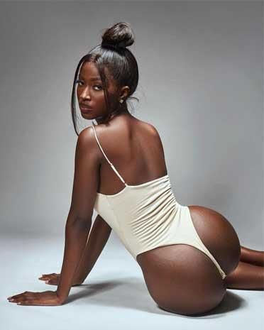 Hello sweety guys! I'm extremely beautiful black escorts istanbul. If you really want to live some incredible moments beside a girl sexy and beautiful, then I am the right person. I live in Istanbul from my years of college. If you are satisfied with the customer, act according to your tastes and pleasures. It's my favourite thing to spend time with real men, and to satisfy my darkest. Places that are suitable for spending time together are the city. I believe that my happiness is what made my job so well. Abigail is extremely beautiful and she has everything to lure a man. Shona is very intelligent and knows all the ways to win hearts. She has deep black eyes and bavk hair. If you are seeking a girlfriend experience and enjoy hours of exciting moments, give a call to Abigail or Mama Escort. Touch of her nimble fingers will arouse you totally. If you are looking extremely beautiful black escorts istanbul, just call!