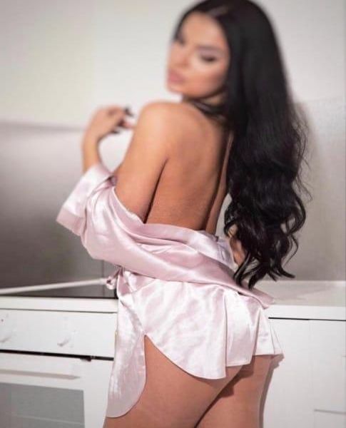 I am a very outgoing and social woman. I love meeting new and like minded people. I'm always up for a good time. I'm very caring, funny and cute. I have a lot of energy and am very entertaining and talkative. I love to be spoiled by my man but enjoy returning the favour. I am a romantic at heart and loved being swept off my feet.