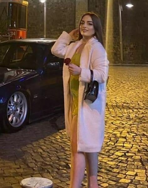 I'm 20 years old i am interviewing in istanbul i have no place i am a student i love to have sex I'm only making hotel calls for sex