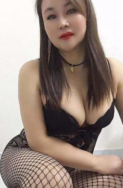 Hello there! I am a beautiful girl fromEurope and America! I came to Saudi Arabia to work in massage services. I am gentle, reserved, beautiful and full. I hope to be close friends with you. If you are willing to date me, please contact me WhatsApp