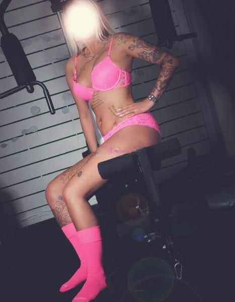 I am Samantha Williams, I am 24 years old from Newcastle. I am working as a Newcastle escort. I love my job, I have been in this field for more than 5 years. I love meeting new people. I am available for 24 hrs in Northeast England