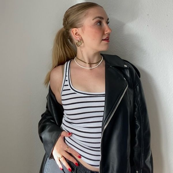   Hey guys my name is Bertina ! I am coming back to your city Berlin , I am looking for men who like to have fun . Come meet me and i will make you feel like a real man . My goal is to make it come true all you desire to show you what a real woman can do with a man . You can contact me on whatsapp . see you soon