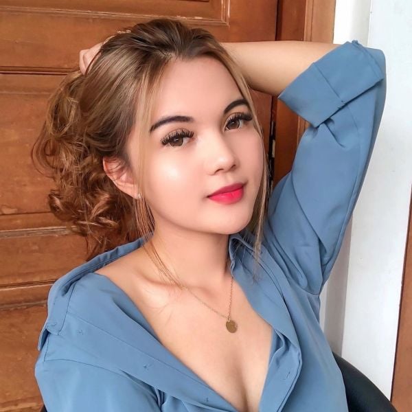   Hi dear My name is Gisell. If you want to have fun, you can message me On WhatsApp, if you stay in the Bali area, I can come to your place I can make you relax and enjoy with me Thanks you