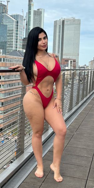 Hello my love, I am a sensual Latina newcomer, I invite you to make me completely yours, in all the positions you want, what I want most is for you to enjoy my sensuality and incredible body. In addition, I will fulfill all your fantasies, I am ready