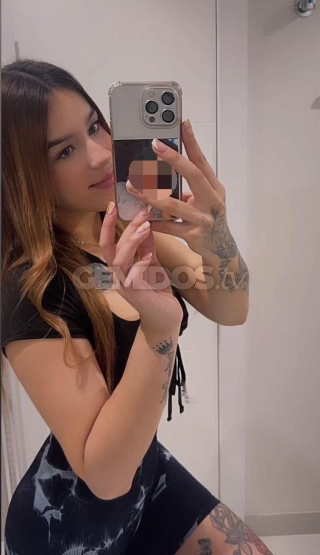 Mia