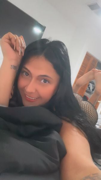 Extrovertida y sensual colombiana 
D I S P O N I B L E 
Llámame mor 😍😈 
Outcall y I call 📲📲 MIAMI 
