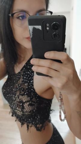 Bella 