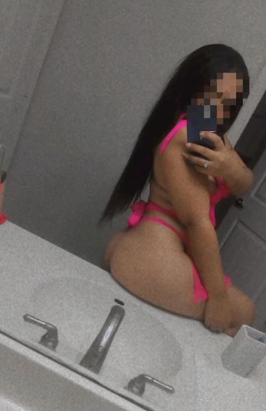 Hello baby, I'm a very sexy Latina. I offer you a super relaxing massage where you're going to feel rejuvenated alone..
✅ only men 30 years old and older, non-Latinos, non-Cubans 

swedish massage
B2b Nuru 
30 minutes $200
1 hour $300
