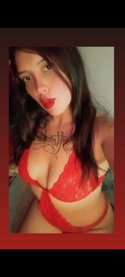 Soy una bella y ardiente escort, disponible para brindarte un encuentro de ardiente sexo y mucha pasión, confiable, apasionada, divertida y totalmente entregada a satisfacerte.
reserva mi compañía y vive junto a mí una aventura.