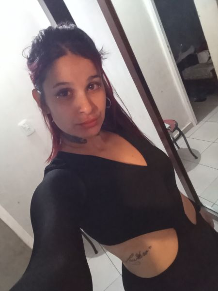 Soy luli tengo 25 años cumplo todas tus fantasías soy una mujer bonita y mui sexi tengo una energía mui linda toda las fotos son reales y actuales no lo dudes en conocerme 💋