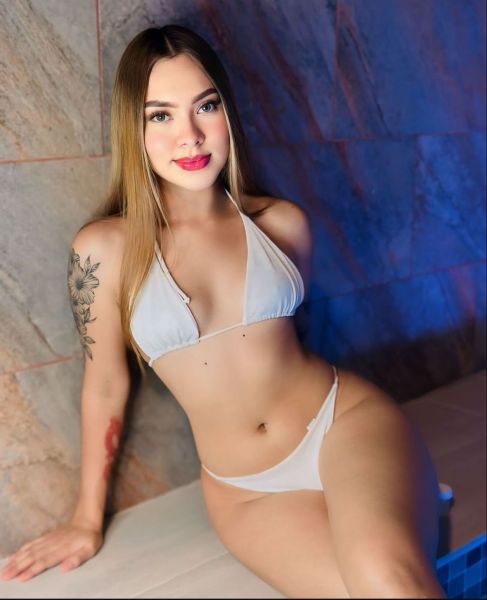 Soy una chica Latina de alto standing. Tengo una apariencia seductora, y a la vez que juguetona y discreta. Te ayudaré a tener todos tus anhelos, con un cuerpo entrenado, cuidado y perfecto. Si quieres agendar una cita, contactame. Realizo salidas por la ciudad y sus cercanias. 24/7