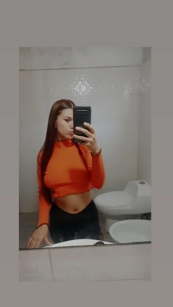 Hola soy loli amor hago domicilios y hoteles me encanta complacer soy muy divertida,cariñosa y la vamos a pasar muy rico estoy toda la noche amorrr😈😈😈