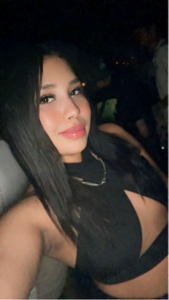 Hola amor soy Lu 🩷 tengo 19 añitos, soy muy tierna y amorosa!! Me encanta el sexo, pasarla bien y que ambos nos sientamos cómodos!💋🔥