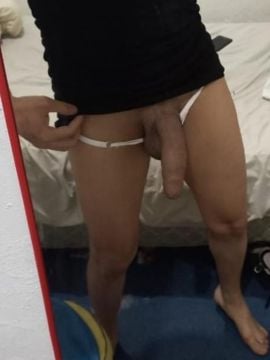 Valeria Paris