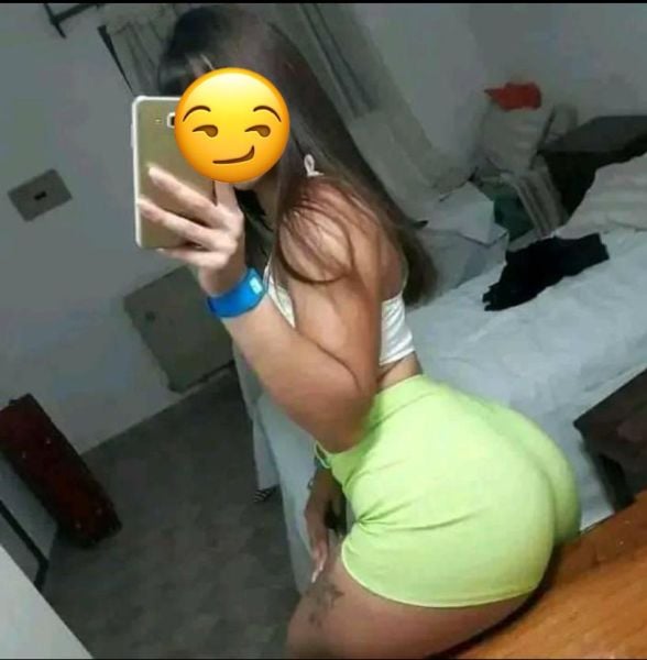 Hola amor soy Tania 20 años, una morochita hermosa , 1.50 de altura, piel trigueña, Cuerpito tipo fitness y una Colita que te volverá loco 

Te ofrezco un servicio Convencional onda novios , mimos, caricias las poses que quieras 

Tengo departamento en Moron centro 

Cuento con aire 