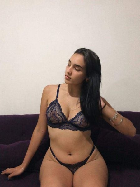 Hola bebés los espero para pasarla rico virtualmente, videos, videollamada chat hot,VENTA DE ROPA INTERIOR.
🥰😍
NO HAGO ENCUENTROS
NO HAGO ENCUENTROS 
NO HAGO ENCUENTROS 