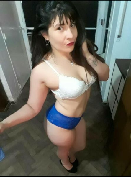 Hola Amor soy Keyla un fuego de placer🔥 Lista para qué pasemos un momento súper  hot vivo sola soy independiente hago servicios súper completo Me encanta el sexo límites😝 Para qué gosemos juntitos para qué quieras volver . mándame What y te cuento Más 😘