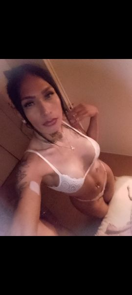 Morocha hermosa  super juguetona y calentona apasionada activa y pasiva lechera mimosa  onda novios dispuesta a complacerte en todas tus fantasias"solo hoteles y domicilio"  tambien  hago videollamadas acepto transferencia atiendo las 24 horas