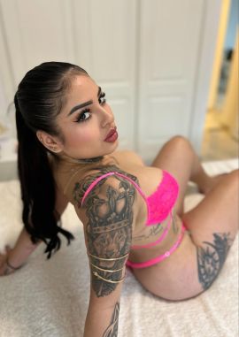 Nicole 