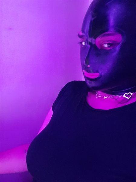 ¡Holu! Soy Zoe, tu nena fetichista 🌚
Soy muy morbosa, pajera, y kinky. Soy muy fan de cumplir todas tus fantasias 🔥🔥🔥Amante y nerd total del BDSM 💅

¡SOLO VIRTUAL!

Mis servicios son: 

💫 Videollamadas
💫Sexting
💫 Femdom/ Findom 
💫 BDSM
💫 Fetiches
💫 Role play
💫 Llamadas de voz
💫 Videos convencionales y BDSM/fetichista 💫 

Escribime y pedime lo que mas te guste 💖  