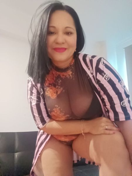 Hola soy Brigitte 
Masajista y escort que te hará tocar el cielo con las manos, ven a conocerme atiendo en mi dpto super discreto y cómodo 
De lunes a domingo en el horario que mejor te convenga 
Soy cariñosa, atenta y muy sonriente conmigo lo vas a pasar genial mi amor 
No esperes más para venir a conocerme 