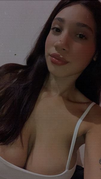 Hola 😊 mi nombre es Valentina soy nueva en la zona estoy haciendo salidas a hoteles y domicilio de la zona de escobar y alrededores , busco hacer encuentros con personas serias, soy muy apasionada dulce me  soy multiorgásmica 