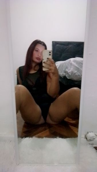 Hola papi, soy lau, mi servicio es onda novios, te estoy esperando para sacarte toda la lechita, cuento con depto propio 