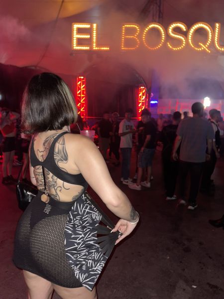 Conozcámonos un poco! 
Mis gustos: jueguitos, maquillaje, anime, terror, BDSM, hablar hasta por los codos, literatura, animales, pregúntame lo que quieras. 
 