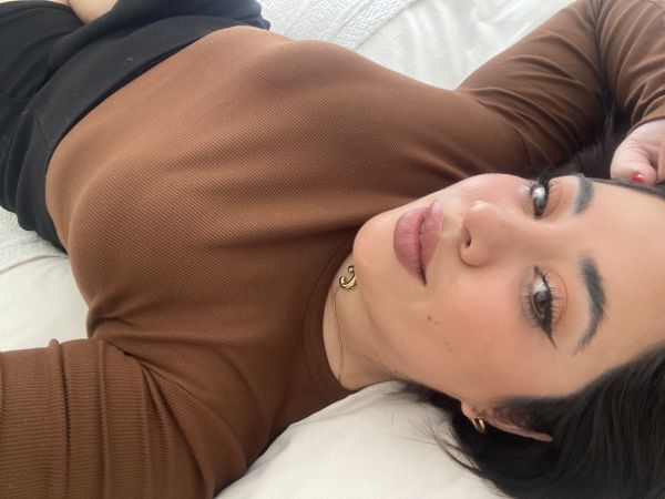 Hola amor, soy Catalina. ❤️ No quiero ser igual a tus otras experiencias... 💝  estoy hasta el viernes . Estoy de pasada por buenos aires, depto en San Telmo 💓🫶🏽 