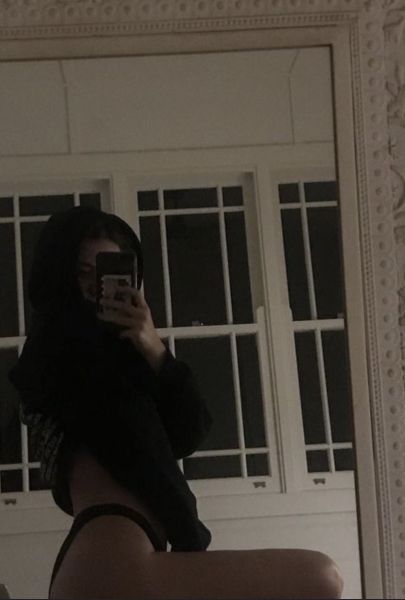 Hola amor soy Alexa, amorosa puedo satisfacer todas tus necesidades, mi servicio es convencional onda novios besos con lengua😋💋😘
Zona centro háblame por what 😚