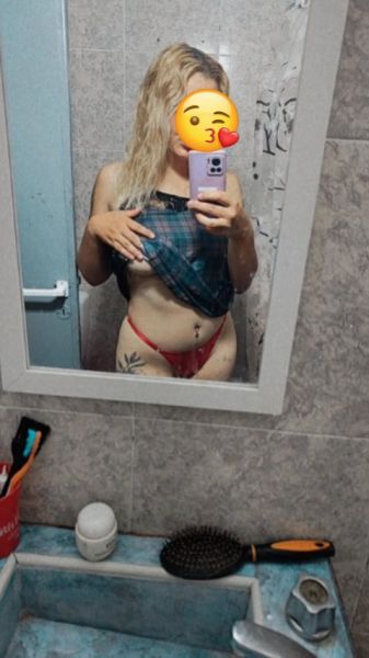 Holi soy Azul, si tenés ganas de pasar un buen momento escribime, charlemos y conozcamosnos mejor 😘 🔥 