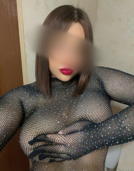 Amor, atención discreta en mi departamento en zona Belgrano R.
No hago servicios de media hora, el precio es el publicado sin excepción ❤️
