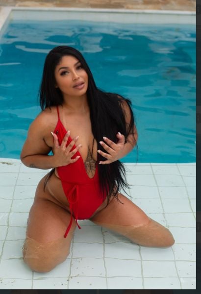 Ola me chamo Melissa , sou Carioca Bem quente vai ser uma honra passar meu tempo com voce , sou linda , Cheirosa e muito simpatica , sou comportada aonde voce pode me levar para restaurant e vao ver o quanto me importo em fazer seu tratamento Bem confortavel !!